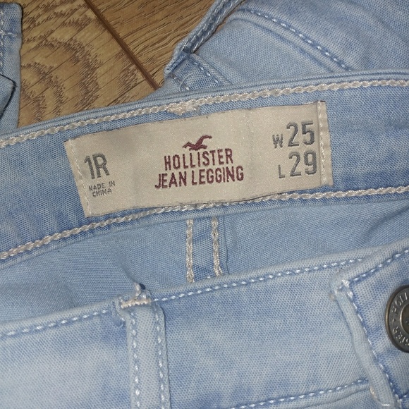 Hollister Skinny Jean Jeggings - Picture 4 of 6